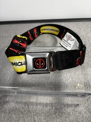 Cinturón con hebilla de cinturón de seguridad con logotipo de Deadpool Marvel - Diseño Chimichangas, hebilla Foto 1 de 4