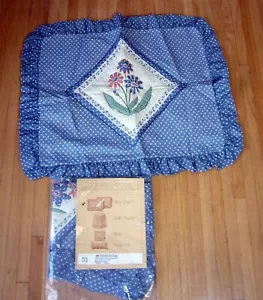 Pair of 2 SURE FIT NOS Cornflower Vintage Folklore Quilt Blue Bed Pillow Shams - Picture 1 of 7