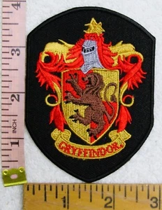Harry Potter Gryffindor Patch - Picture 1 of 2