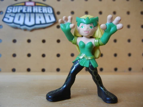 Marvel Super Hero Squad RARE ENCHANTRESS from Collector's Pack #4 Thor Villain Cover
