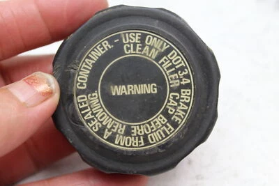 SUZUKI GSXR750 2009-2016 FRENO DELANTERO MAESTRO TAPA TAPA TAPA (SB4) Foto 1 de 4