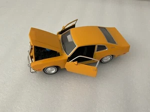 1974 Ford Maverick Yellow Classics 1/24 Diecast Car Motormax - Picture 1 of 7
