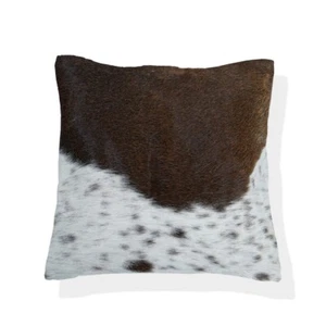 Funda Cojín Cuero Vaca Marrón y Blanco Artesanal, Cuadrada 15", Reversible, Elegante - Imagen 1 de 5