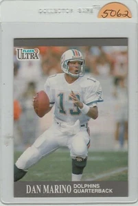 1991 FLEER ULTRA   DAN MARINO   #88   MIAMI DOLPHINS  FOOTBALL CARD - Picture 1 of 2