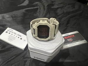Casio G-Shock Bluetooth White - Picture 1 of 5