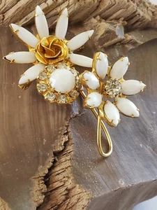 Spilla Vintage Strass Vetro Bianco Navette Fiori AB Cristallo Tono Oro - Foto 1 di 11