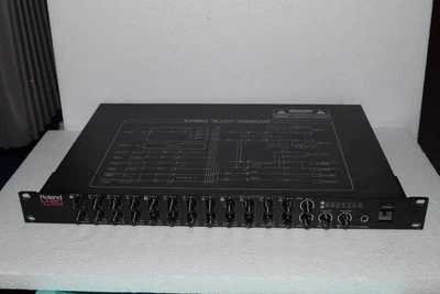 Roland M-120 Rackmount Stereo Line Mixer 12-Kanal - Ersatzteile - funktionstüchtig - Bild 1 von 4