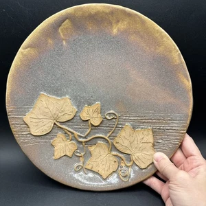Studio Art Pottery Raised 3D Earth Toned Leaf Ivy Design Glazed Plate Signed - Picture 1 of 7