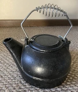 Hervidor de agua humidificador de hierro fundido Panacea Open Hearth Collection TOTALMENTE NUEVO - Imagen 1 de 7