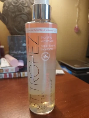 St Tropez Glow Boosting Vitamin C & D Bronzing Water Mist Self Tan 6.7 fl oz New - Image 1 of 3