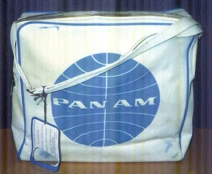 Vintage Pan Am Airlines Vinyl Travel Bag 1960's - Picture 1 of 2