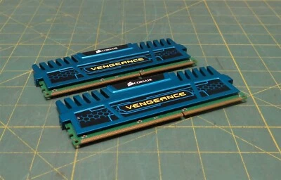 Corsair Vengeance 8GB (4GBx2) 1333MHz CMZ8GX3M2A1600C9B DDR3 Desktop RAM - Image 1 of 4