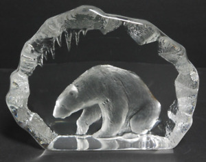 Signed Mats Jonasson Sweden Polar Bear Large 5" Lead Crystal Sculpture Paperweig