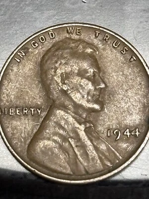 1944 Copper Wheat Penny No Mint Mark, Large 4 Error. Strike Line Through 9. - Image 1 of 4