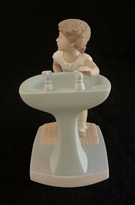 Lladro Figurine: ( Clean up Time ) # 4838 Retired - Picture 1 of 7