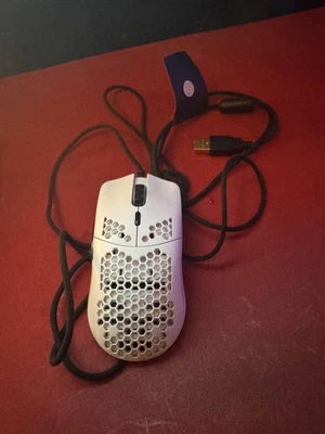 Glorious Model O Wired PC Gaming Mouse - White (GO-WHITE) - Image 1 of 2