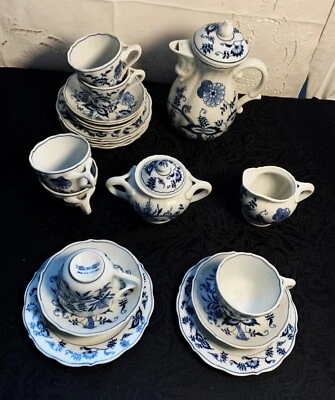 Kaffeeservice unbenutzt Blue Danube Japan Zwiebelmuster REG. U.S. PAT. OFF-50er - Bild 1 von 4