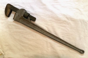USA Ampco W-215 Bronze 36" Aluminum Pipe Wrench Long Non-Sparking Non Magnetic - Picture 1 of 15