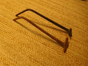 1923 1925 Model T Ford REAR FENDER IRONS Brackets Original pair Coupe Roadster - Picture 1 of 16