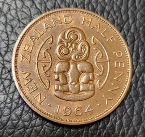 1964 New Zealand ½ Penny Coin - Picture 1 of 2