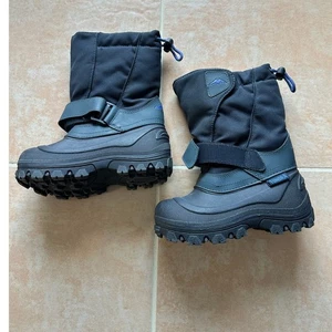 Botas de nieve de lluvia usadas una vez-Tundra Quebec-anchas talla 13 niño pequeño - Imagen 1 de 8