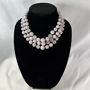 Vintage Graduated Marbled White Beaded Triple Strand Necklace Claw Closure - Picture 1 of 11