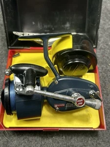 Vtg Mitchell Garcia 440 Fishing Reel In Box made France - Picture 1 of 8