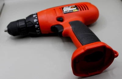 Cuerpo de taladro inalámbrico Black & Decker Fire Storm 9,6 V solo probado CD231 Foto 1 de 4