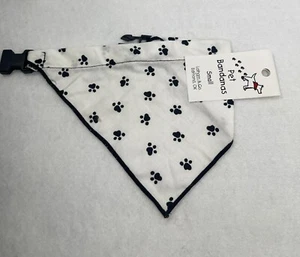 Dog Pet Bandana  Cute Paw Print Design SAVE UP TO 20% When You Buy More New - Picture 1 of 2