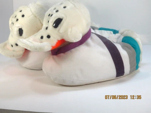 90's Disney Mighty Ducks Wild Wing Russ Plush Slippers Cover