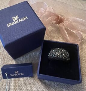 NIB$180 Swarovski Mini Chic Ring Black & Gold Size 52(6) Gorgeous Crystals Dome