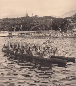 28,5x22 -TAHITI 1949- Fêtes à PAPEETE - Attribuée** - Vintage argentic print - Picture 1 of 2