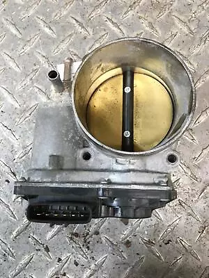 Conjunto de carrocería/válvula del acelerador Toyota Tundra 07 Foto 1 de 2