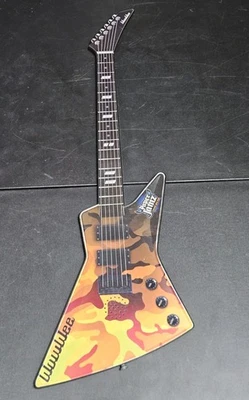 WowWee Paper Jamz Guitar Series 3 Guitar Fall Out Boy Bonus Songs Rare Camo - Image 1 of 4