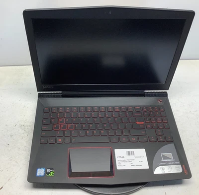 Lenovo Legion Y520-15IKBN Intel i7-7700HQ 2,8 GHz 12 GB SIN HDD Nvidia GTX 1050 Foto 1 de 4