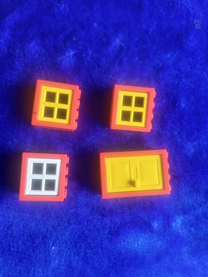 LEGO 4 Large Windows and Doors with frames and Shutters - Yellow and White - Image 1 of 1