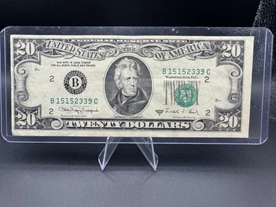 1988 $20 Federal Reserve Note – Bold Green Seal – XF/AU Condition 💵 - Image 1 of 2