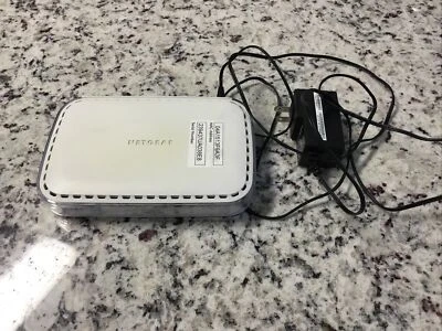 NETGEAR CMD31T-100NAS Docsis 3.0 Cable Modem 150 Mbps - Image 1 of 3