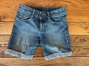Girls SO jean shorts sz 10 adjustable waist Long Inseam Modest - Picture 1 of 2