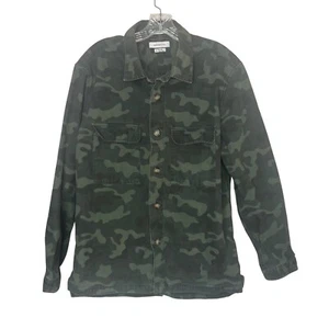 Urban Outfitters Camo Jacket Oversized Fit Camouflage Button-Up Green Sz Medium - Picture 1 of 6
