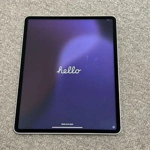 Apple iPad Pro 12.9in 5th Gen - 256GB - Silver (Unlocked) - Minor fault - Afbeelding 1 van 5