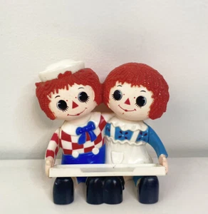 Vintage 1975 Bobbs-Merrill Co. Raggedy Ann & Andy Plastic Figure Pencil Holder - Picture 1 of 8