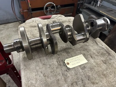 International Harvester 345/392 Crankshaft Remanufactured Foto 1 de 3