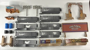 Disney Cars 3 Crazy 8 Crashers Smash & Crash Derby Playset w/ Rambulance The Law - Picture 1 of 12