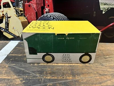 1/16 John Deere Chuck Wagon In Original Ice Cream Box - Image 1 of 4