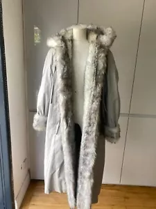 ASTRAKA ENGLAND SIZE 12 1980S HOODED RAINCOAT FAUX FUR TRIM LINING LEATHER TIE - Picture 1 of 20