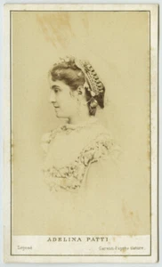 CDV circa 1870 Reutlinger. La cantatrice italienne Adelina Patti, de profil. - Picture 1 of 2