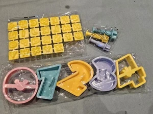Official Disney Plastic Alphabet Stars & Numbers 1-5 Cookie Cutter Presses GC - Picture 1 of 5