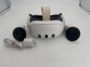 Meta Quest 3 128 GB VR Headset - White #1 - Photo 1 sur 9