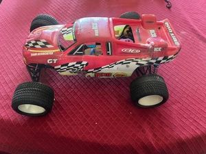 associated rc10gt rc10t gas nitro truck futaba magnum jr radio - Picture 1 of 19